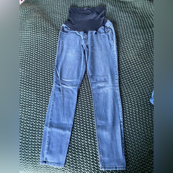 Two pairs of size L maternity jeans - Picture 3 of 5